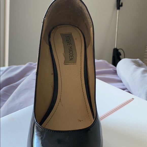 Steve Madden - Picture 3 of 4